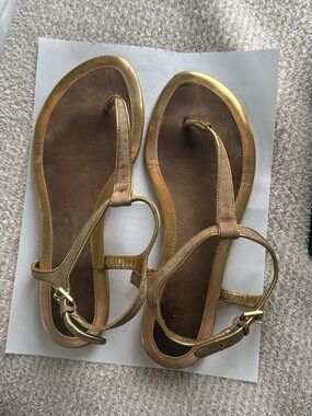 Ralph Lauren Metallic Gold with suede leather T-Strap Sandals